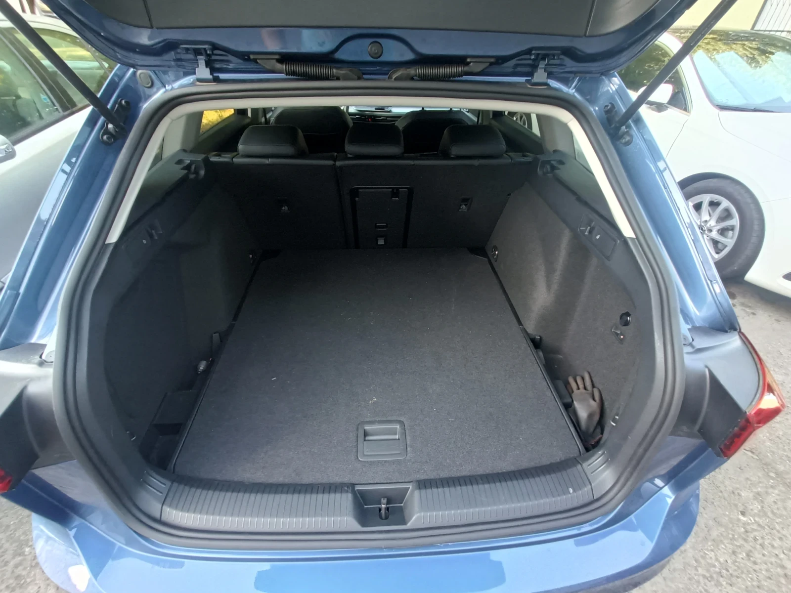 VW Golf 1.5 TSI Goal, снимка 9 - Автомобили и джипове - 55902200