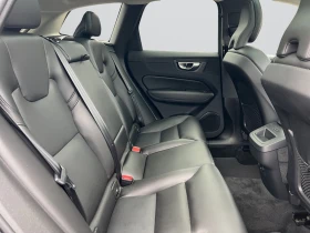 Volvo XC60 B5 Momentum AWD, снимка 14