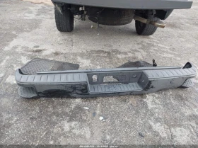 Gmc Sierra 5.3L V-8 DI, VVT, 355HP 4X2 Drive, снимка 4