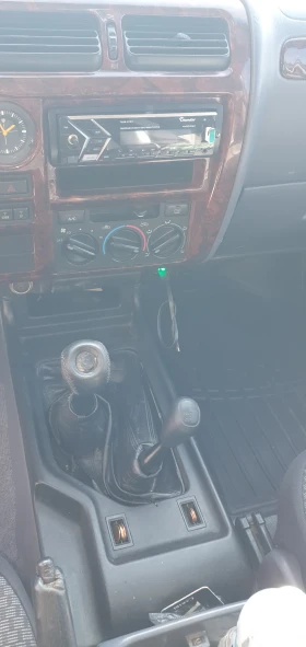 Toyota Land cruiser - 9000 € / 17602.47 лв. - 26035038 12