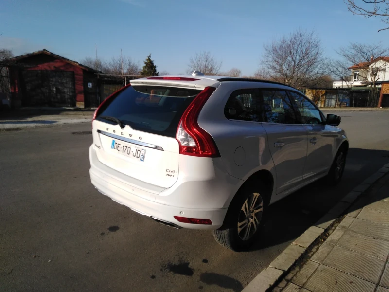 Volvo XC60 2.4 d. D4. AWD. AUTOMAT., снимка 3 - Автомобили и джипове - 48568545