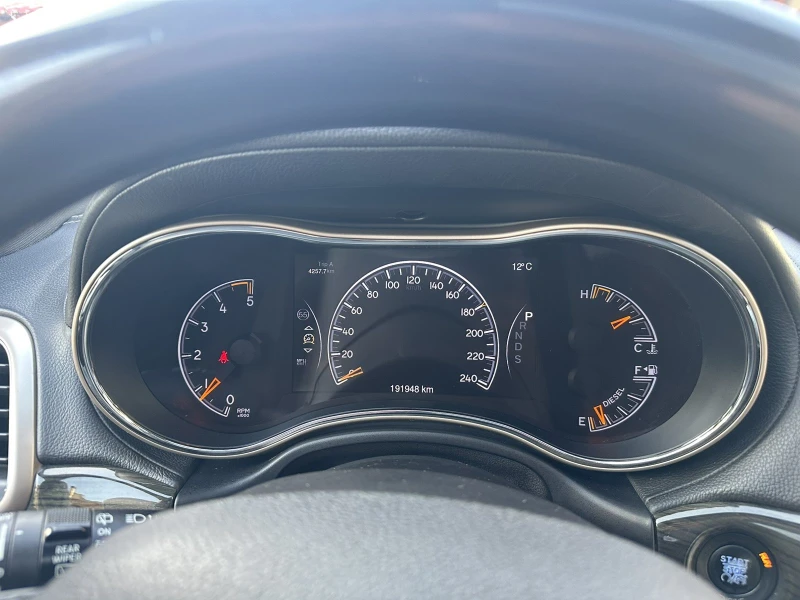 Jeep Grand cherokee Overland Facelift, снимка 8 - Автомобили и джипове - 52632720