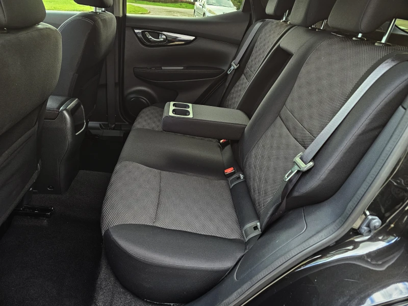 Nissan Qashqai 1.5 DCI TEKNA, снимка 12 - Автомобили и джипове - 52694754