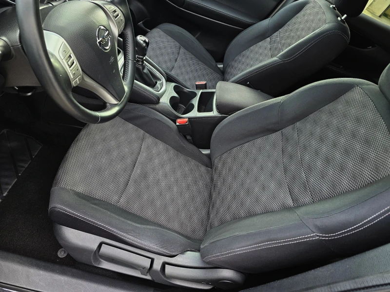 Nissan Qashqai 1.5 DCI TEKNA, снимка 10 - Автомобили и джипове - 52694754