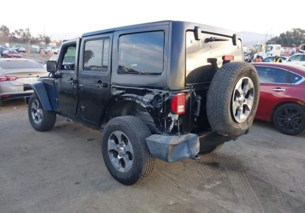 Jeep Wrangler UNLIMITED SAHARA* 4x4* Бързи/Бавни* Дълга база, снимка 11 - Автомобили и джипове - 48863785