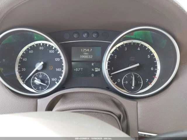 Mercedes-Benz GL 550  - изображение 7