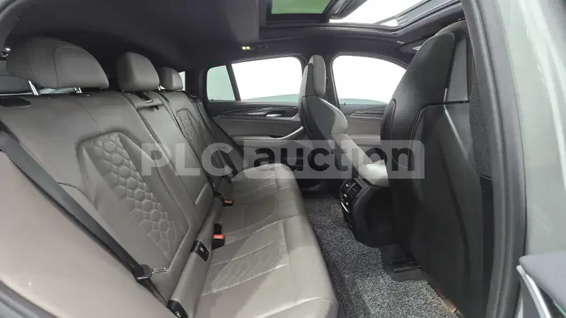 BMW X4 M* CARBON* HEAD-UP* PANO* 360 CAM* , снимка 11 - Автомобили и джипове - 54068009