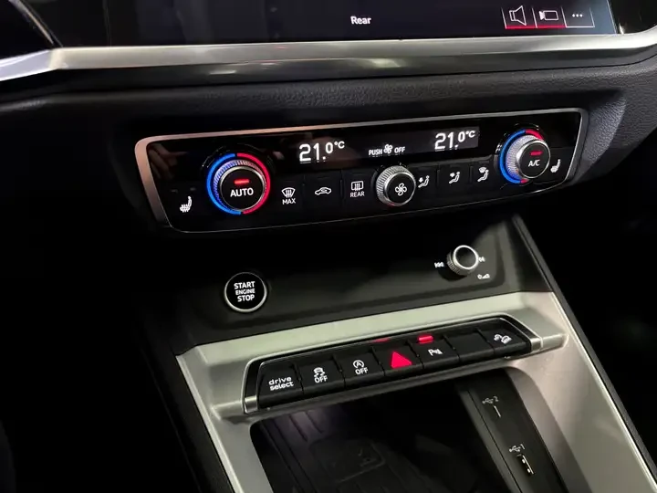 Audi Q3 Progressiv| QUATTRO| S-LINE| ПАНОРАМА, снимка 12 - Автомобили и джипове - 55090226