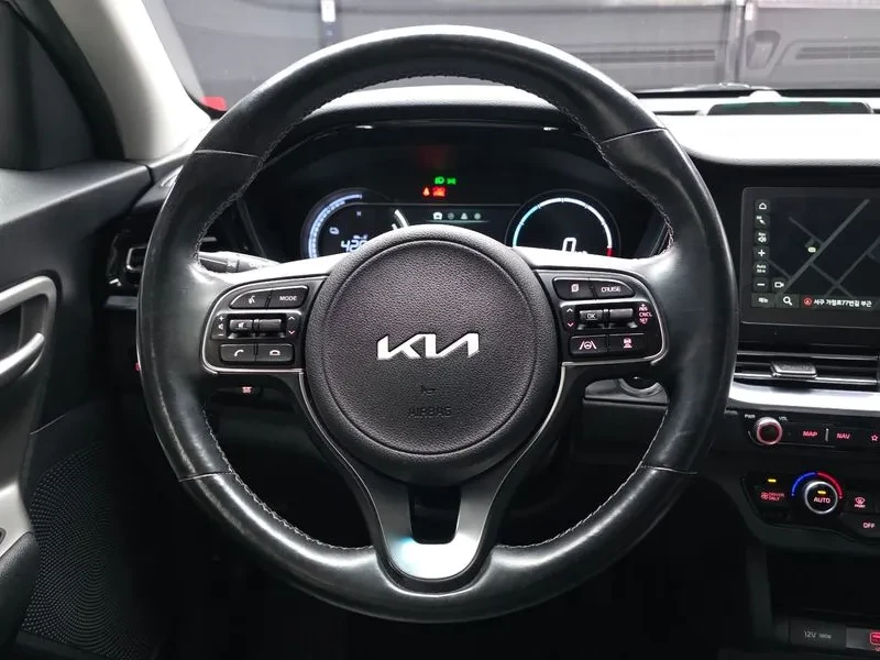 Kia Niro ���� 30% ����� | Mobile.bg � ����������� 13