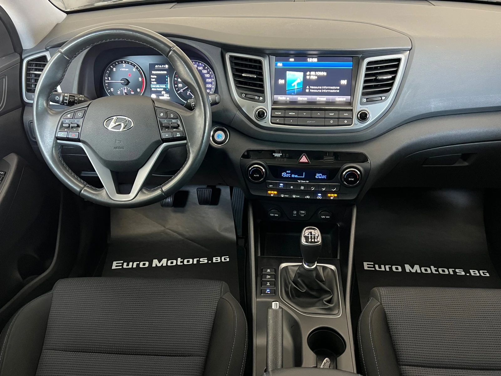Hyundai Tucson 2.0CRDI, 4X4, XPOSSIBLE-KATO HOB-СЕРВ. ИСТОРИЯ! - изображение 9