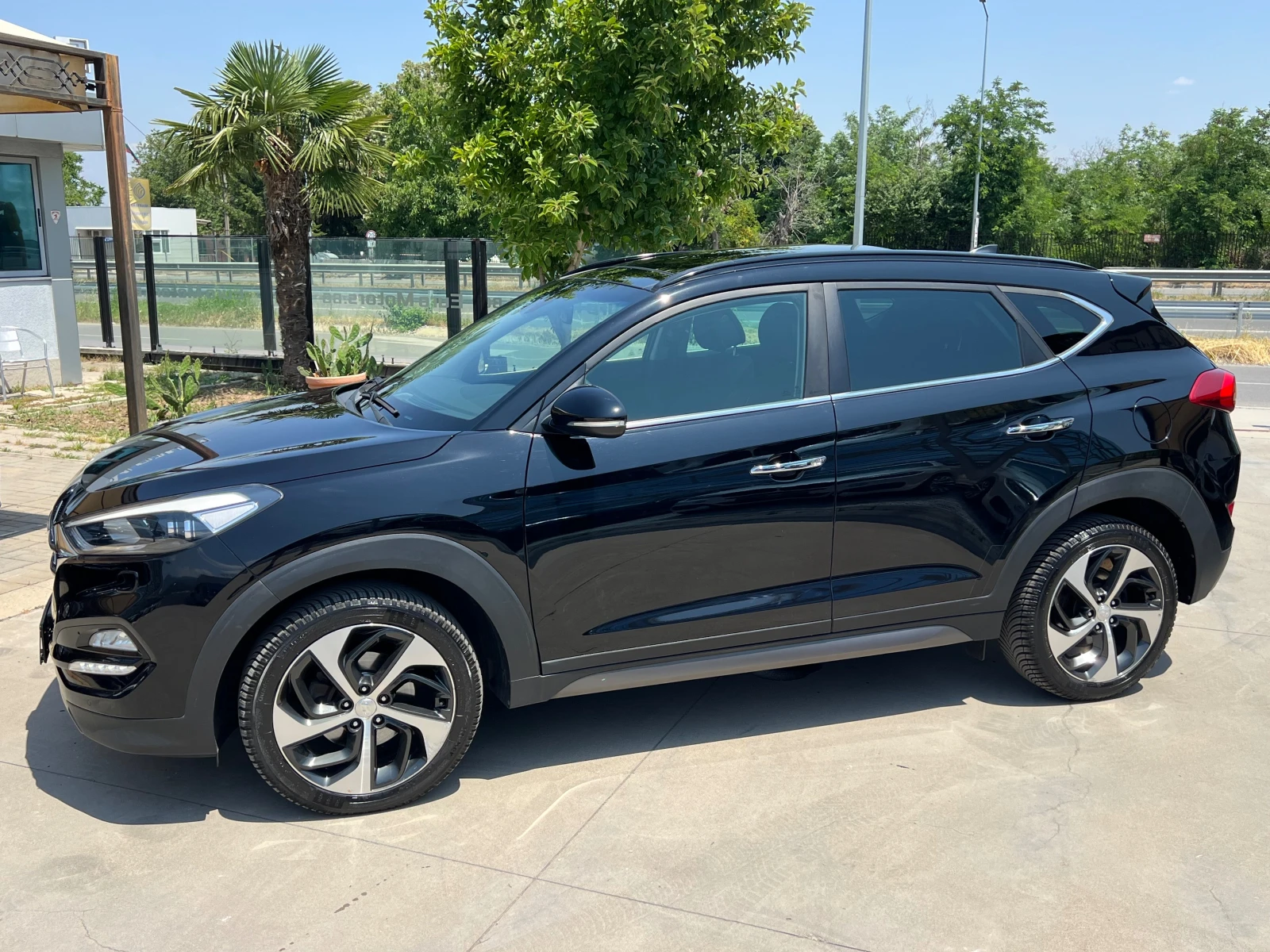 Hyundai Tucson 2.0CRDI, 4X4, XPOSSIBLE-KATO HOB-СЕРВ. ИСТОРИЯ! - изображение 7