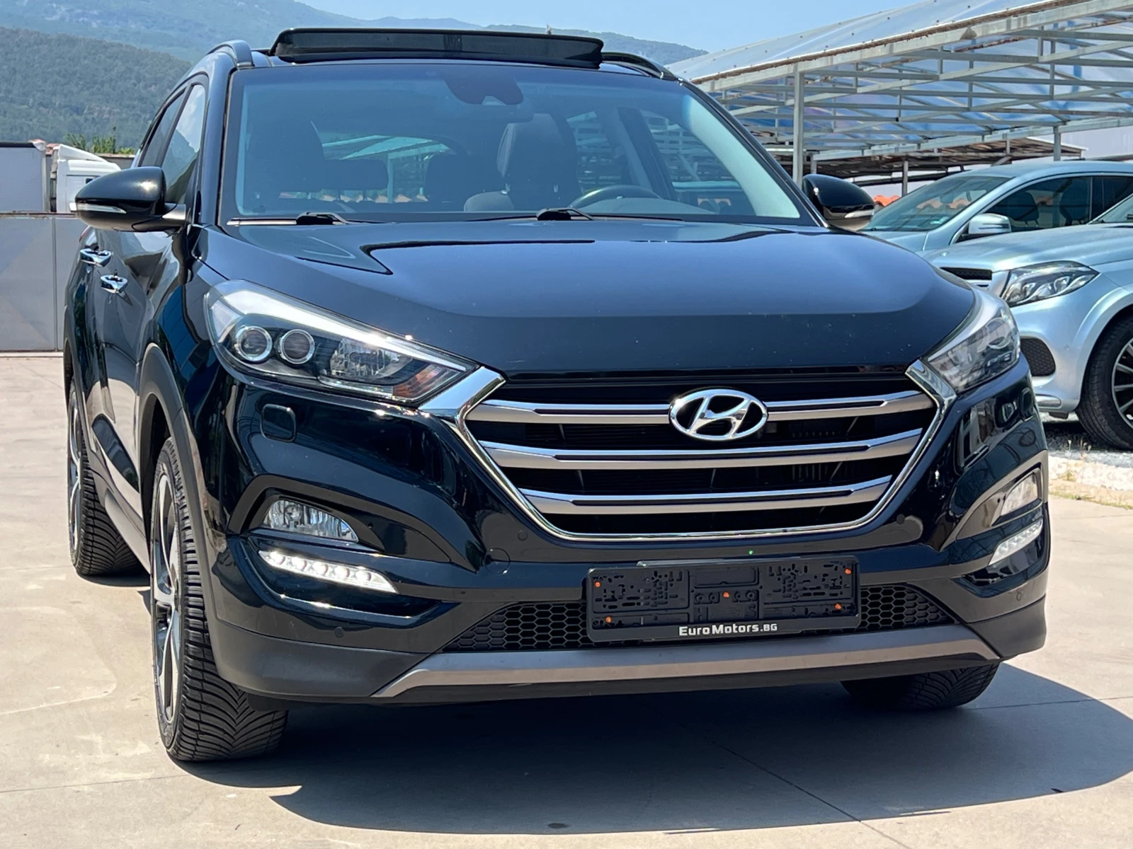 Hyundai Tucson 2.0CRDI, 4X4, XPOSSIBLE-KATO HOB-СЕРВ. ИСТОРИЯ! - изображение 3