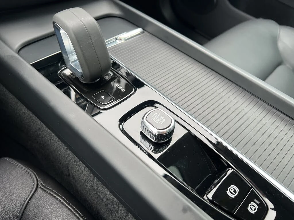 Volvo XC60 B5 Momentum AWD | Mobile.bg � ����������� 12