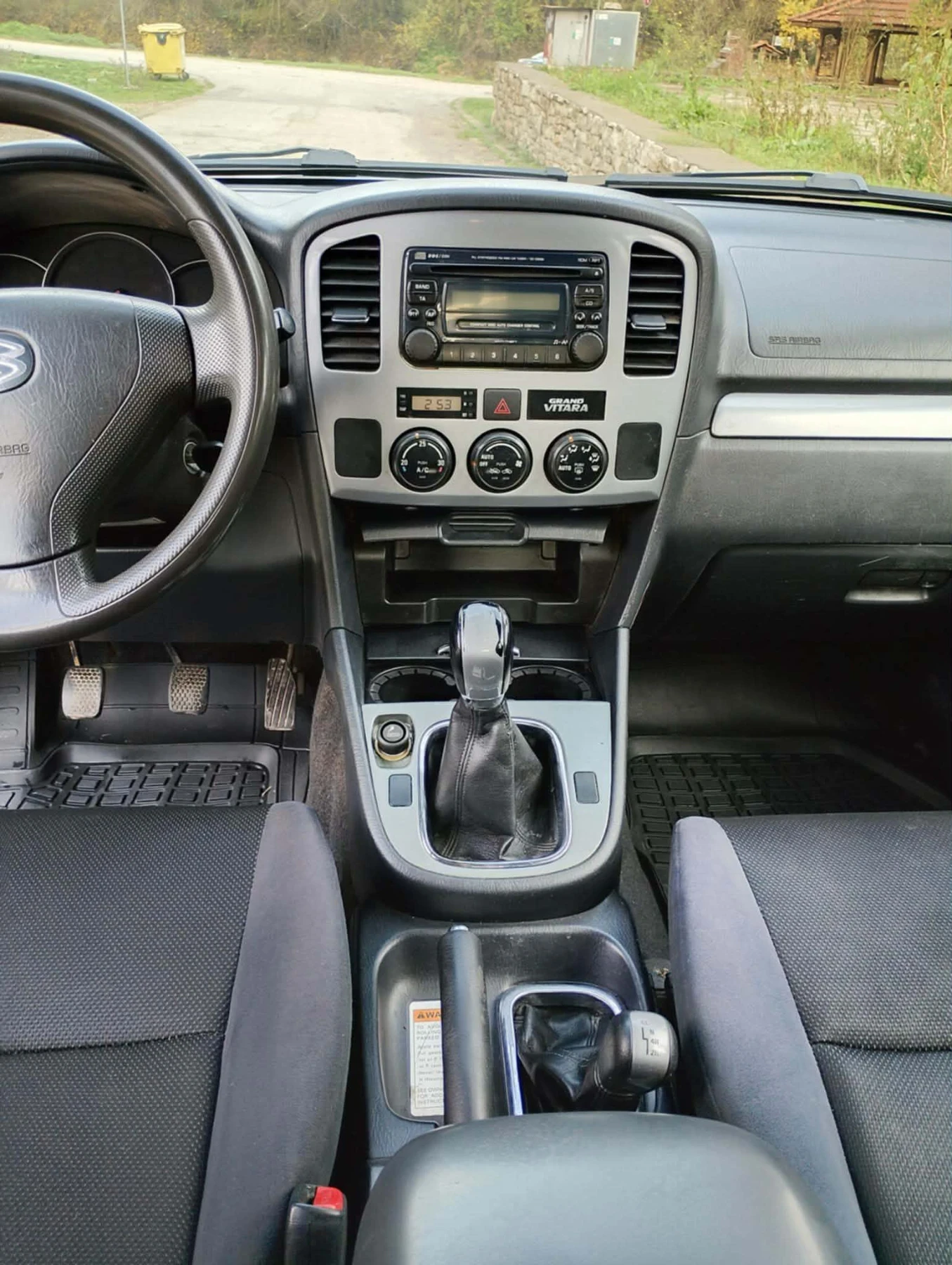 Suzuki Grand vitara 2.0 hdi , снимка 11 - Автомобили и джипове - 53819096