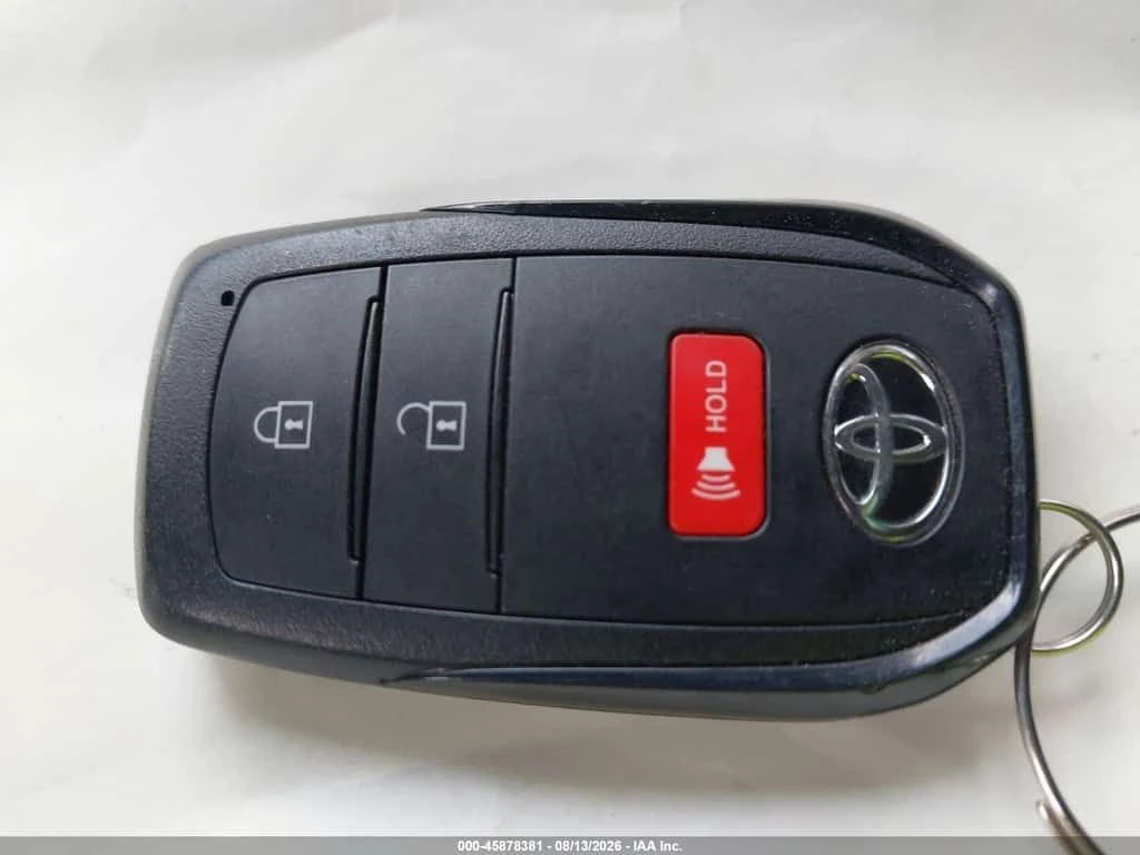 Toyota Rav4 * LE * CARFAX * БЕЗ ПЪРВОНАЧАЛНА ВНОСКА, снимка 11 - Автомобили и джипове - 55729185