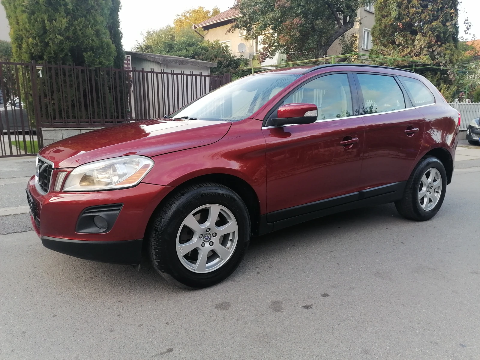 Volvo XC60 3.0i T6 | Mobile.bg � ����������� 9