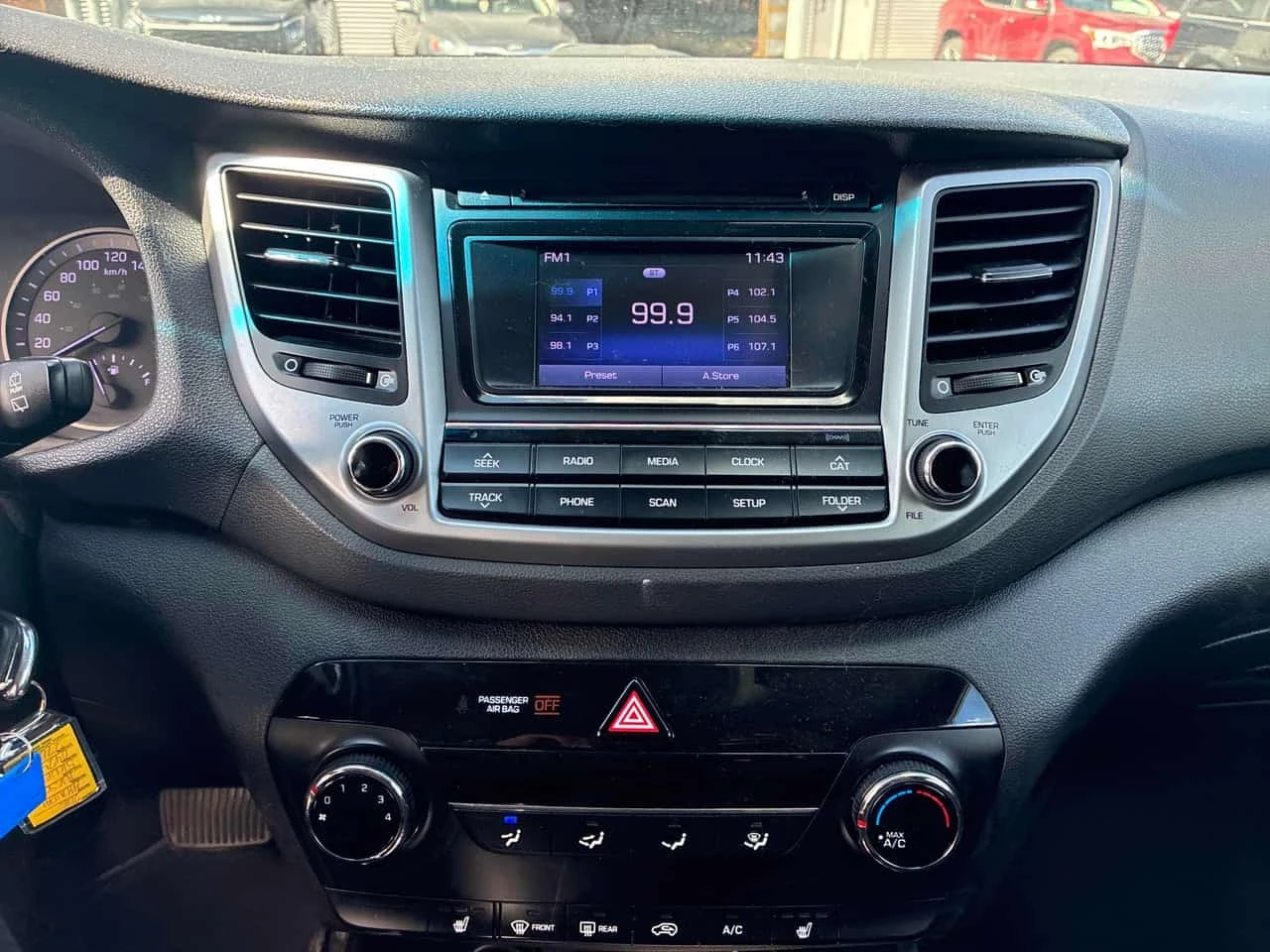 Hyundai Tucson * Premium * CARFAX * ����� �� ����������� *  | Mobile.bg � ����������� 9