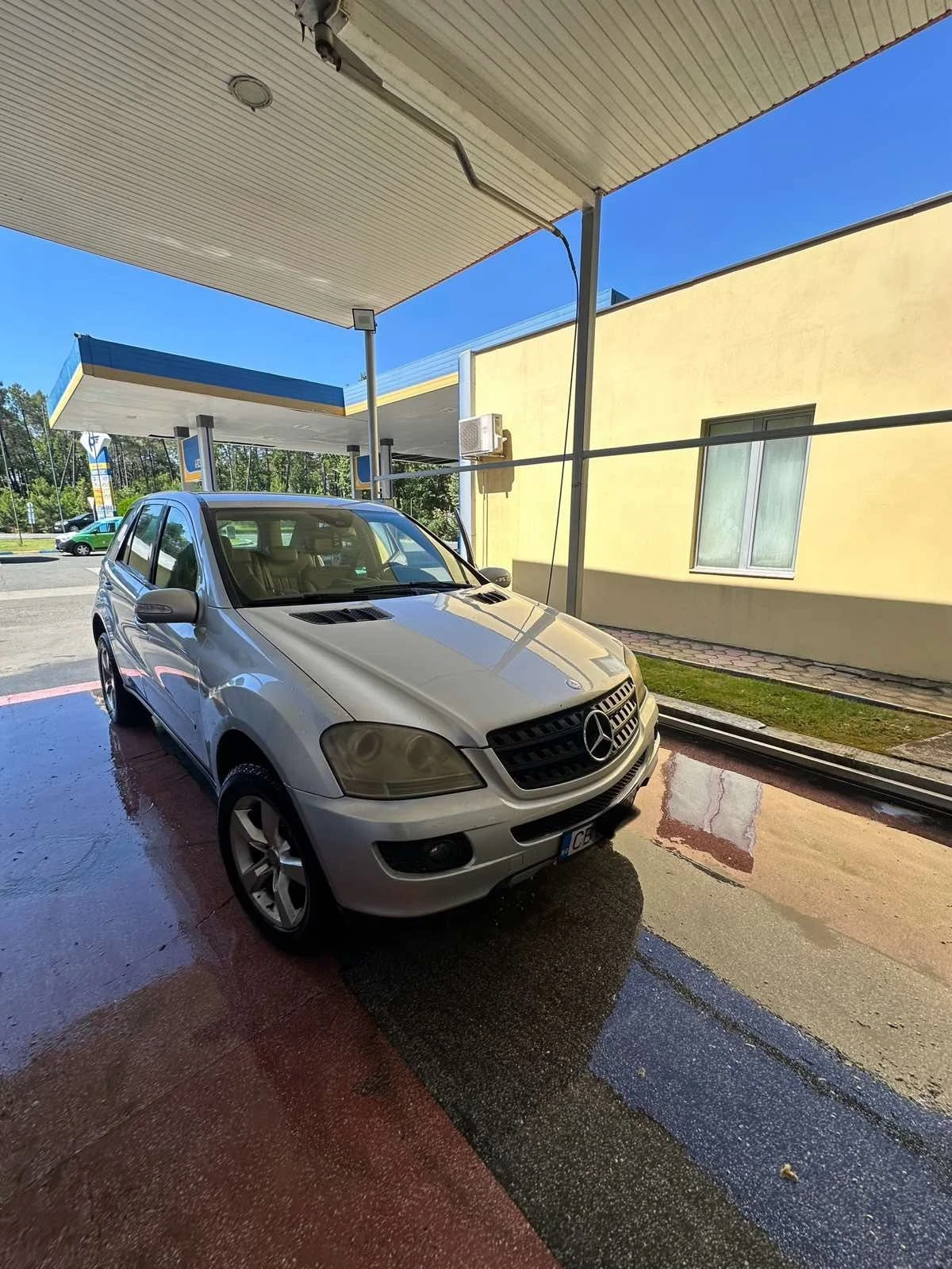 Mercedes-Benz ML 320, снимка 5 - Автомобили и джипове - 56550391