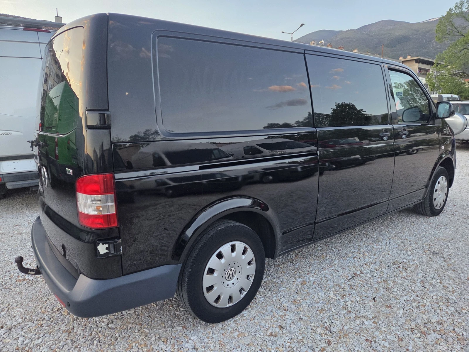 VW Transporter 2.0tdi.LONG.климатик, снимка 4 - Бусове и автобуси - 54348273