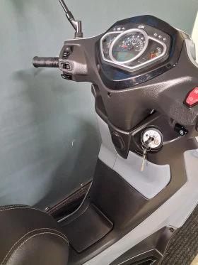 Sym HD2 300i TCS ABS LED, снимка 9