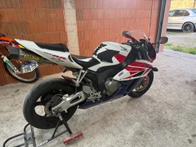 Обява за продажба на Honda Cbr 1000RR ~7 499 лв. - изображение 4