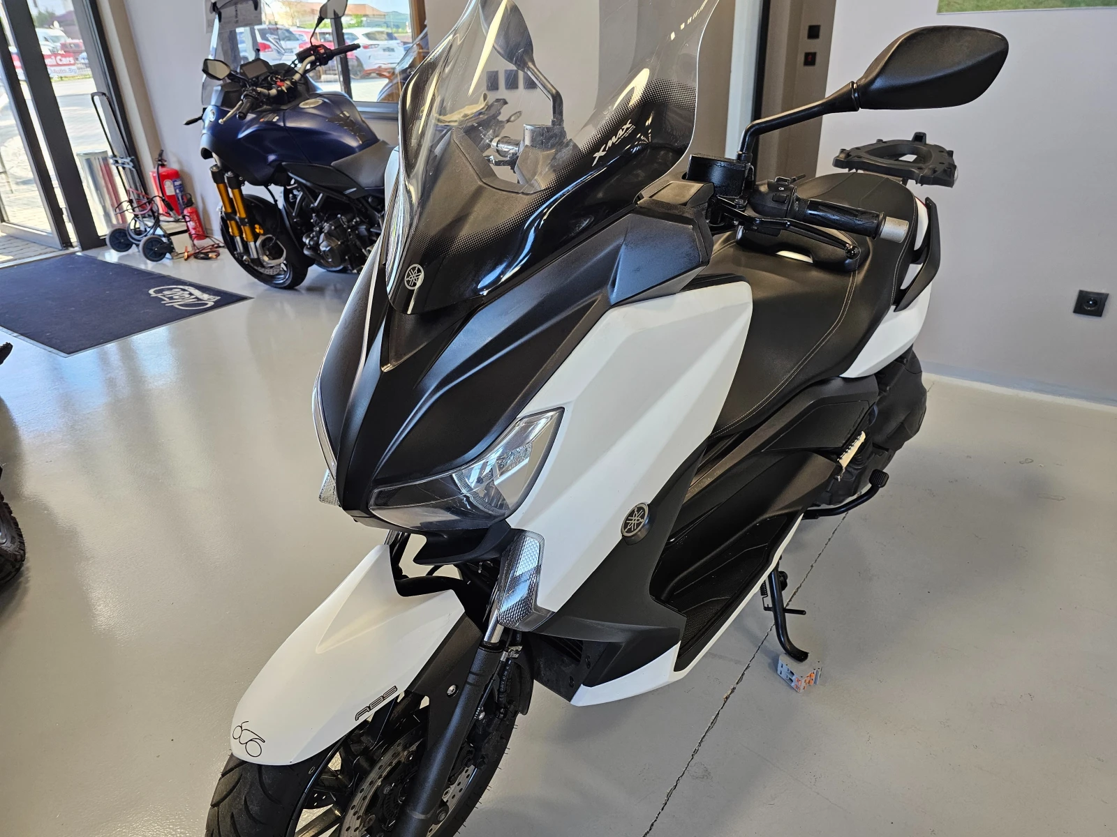 Yamaha X-max 400ie, ABS, Akrapovic, 2015г. - изображение 7