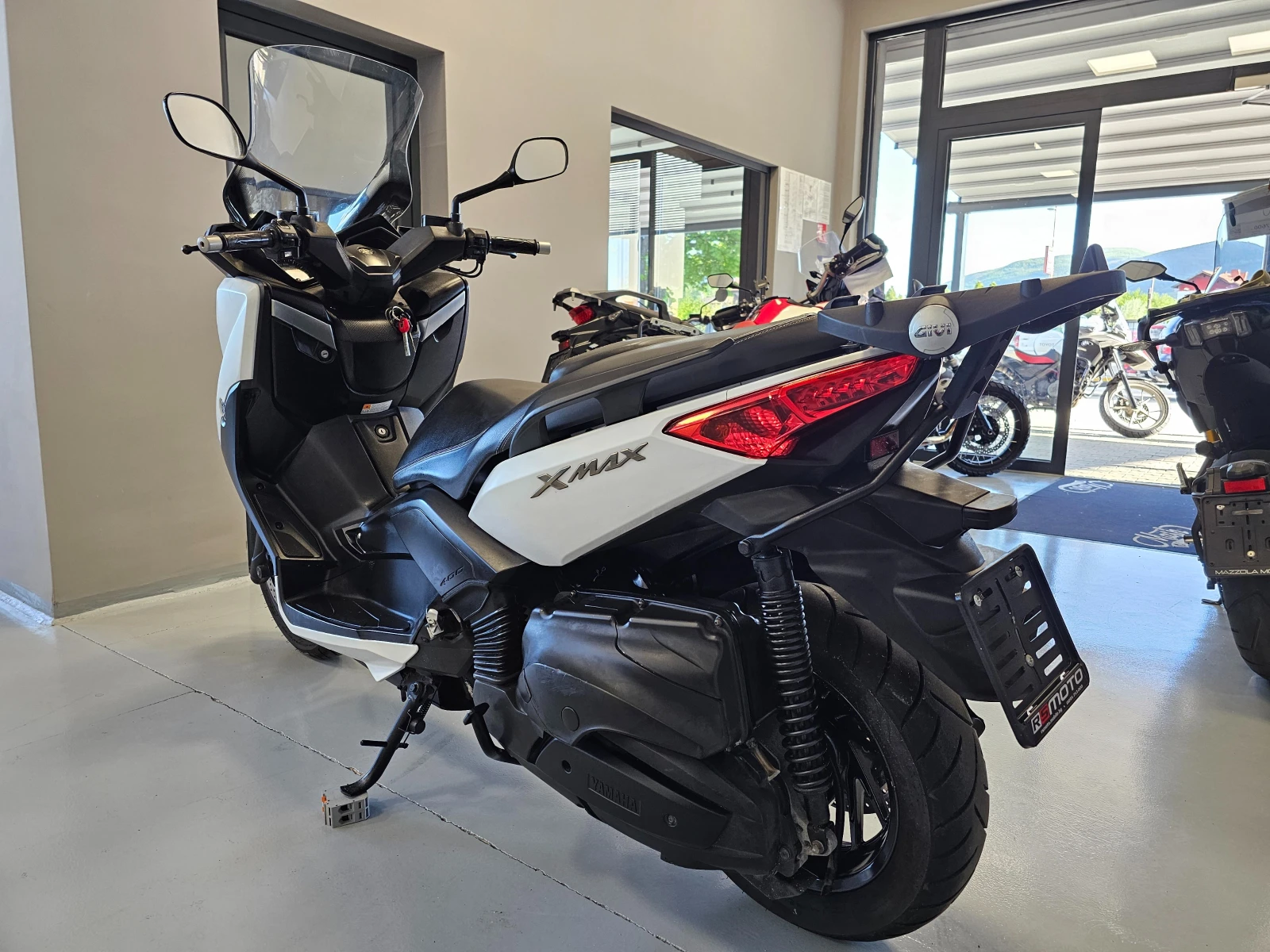 Yamaha X-max 400ie, ABS, Akrapovic, 2015г. - изображение 4