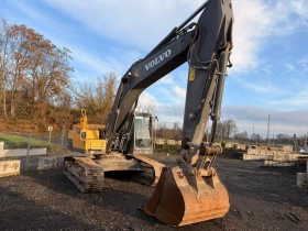 Багер Volvo EC 300 L ЛИЗИНГ, снимка 2
