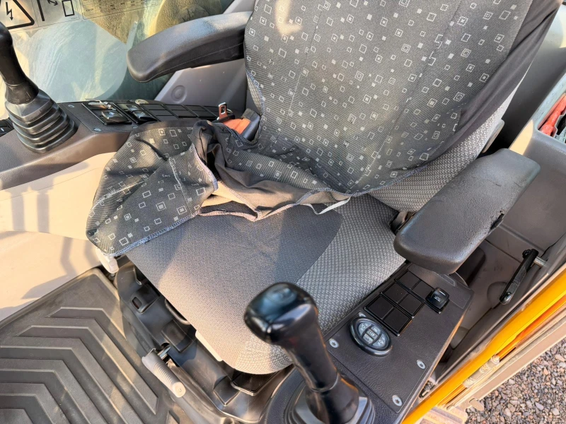 Багер Volvo EC 300 L ЛИЗИНГ, снимка 8 - Индустриална техника - 52773084