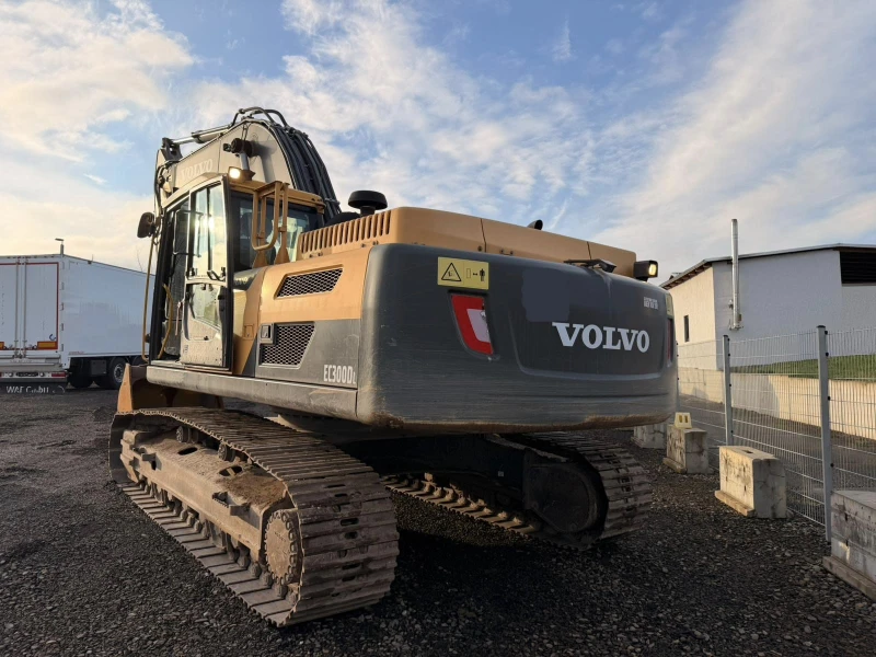 Багер Volvo EC 300 L ЛИЗИНГ, снимка 9 - Индустриална техника - 52773084
