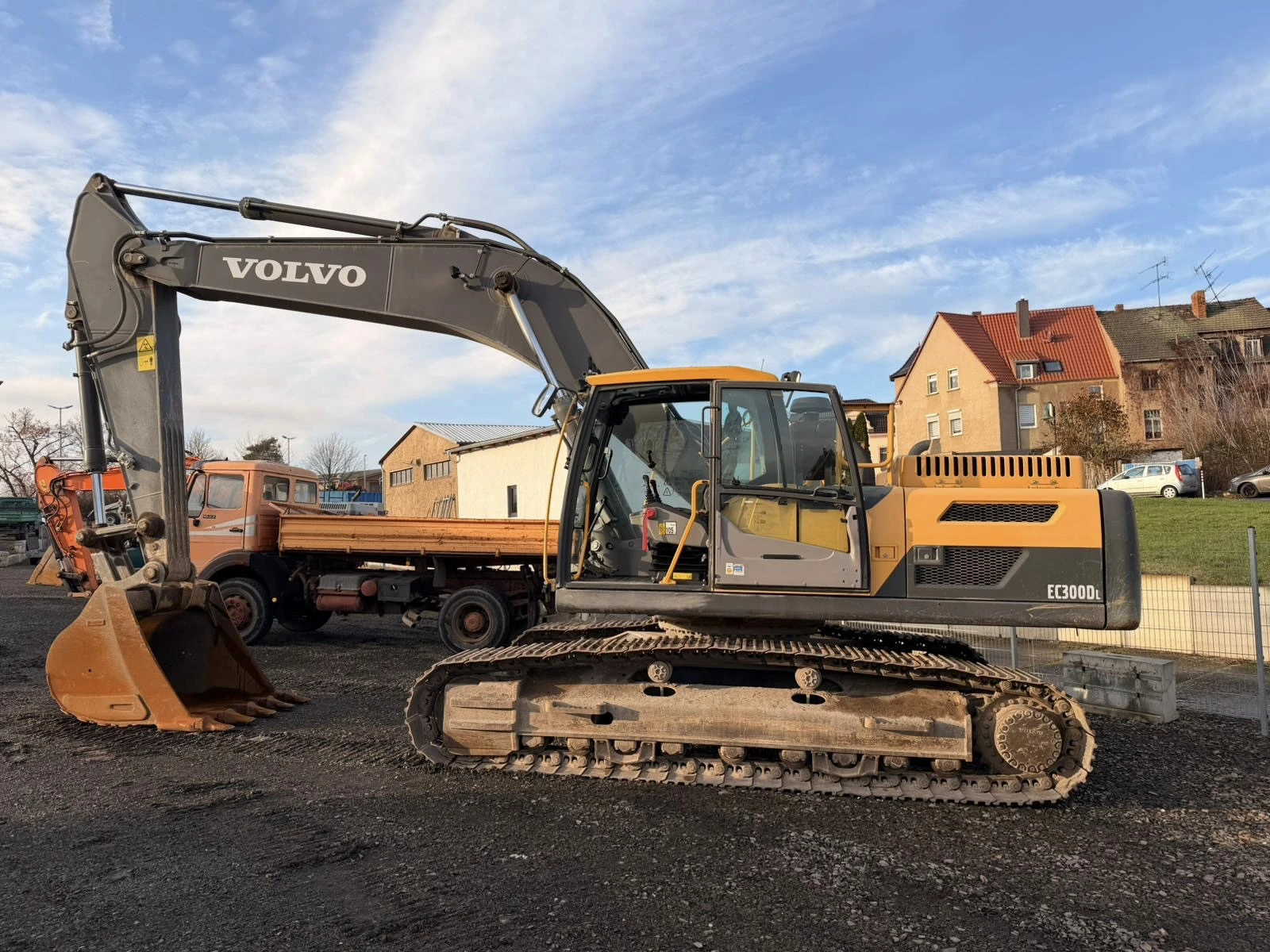 Багер Volvo EC 300 L ЛИЗИНГ, снимка 1