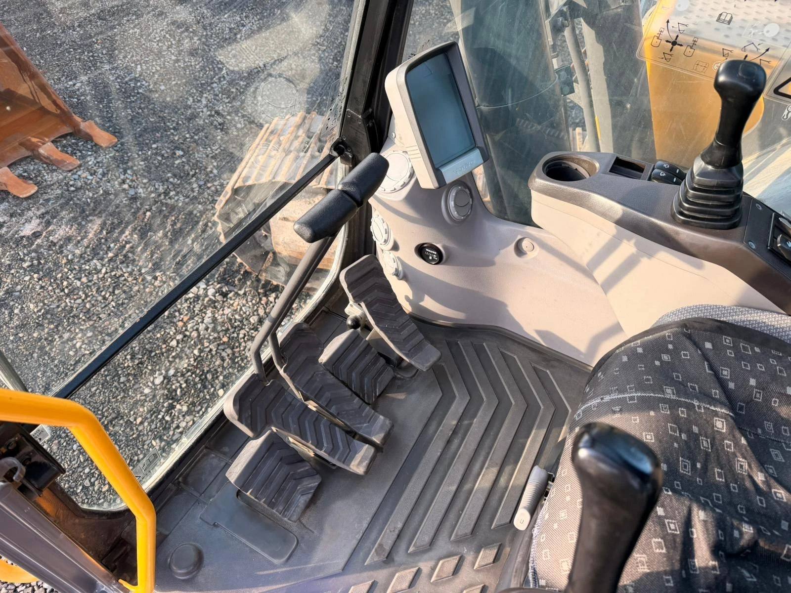 Багер Volvo EC 300 L ЛИЗИНГ - изображение 6