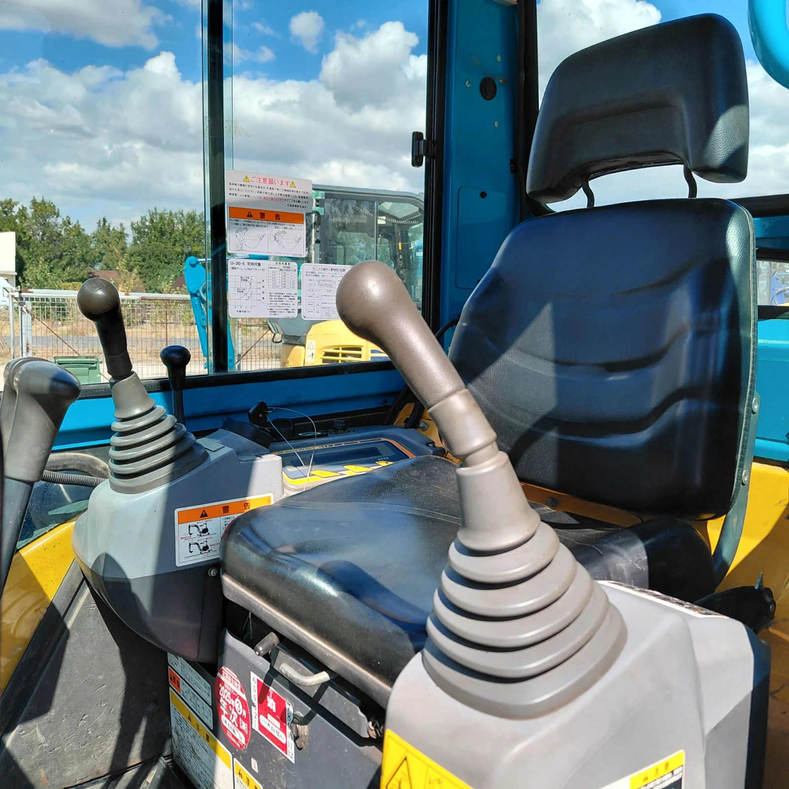 Багер Kubota U-30-5 * НАЛИЧЕН * ЛИНИЯ ЗА ЧУК * КРАН МОД * , снимка 13 - Индустриална техника - 54527164