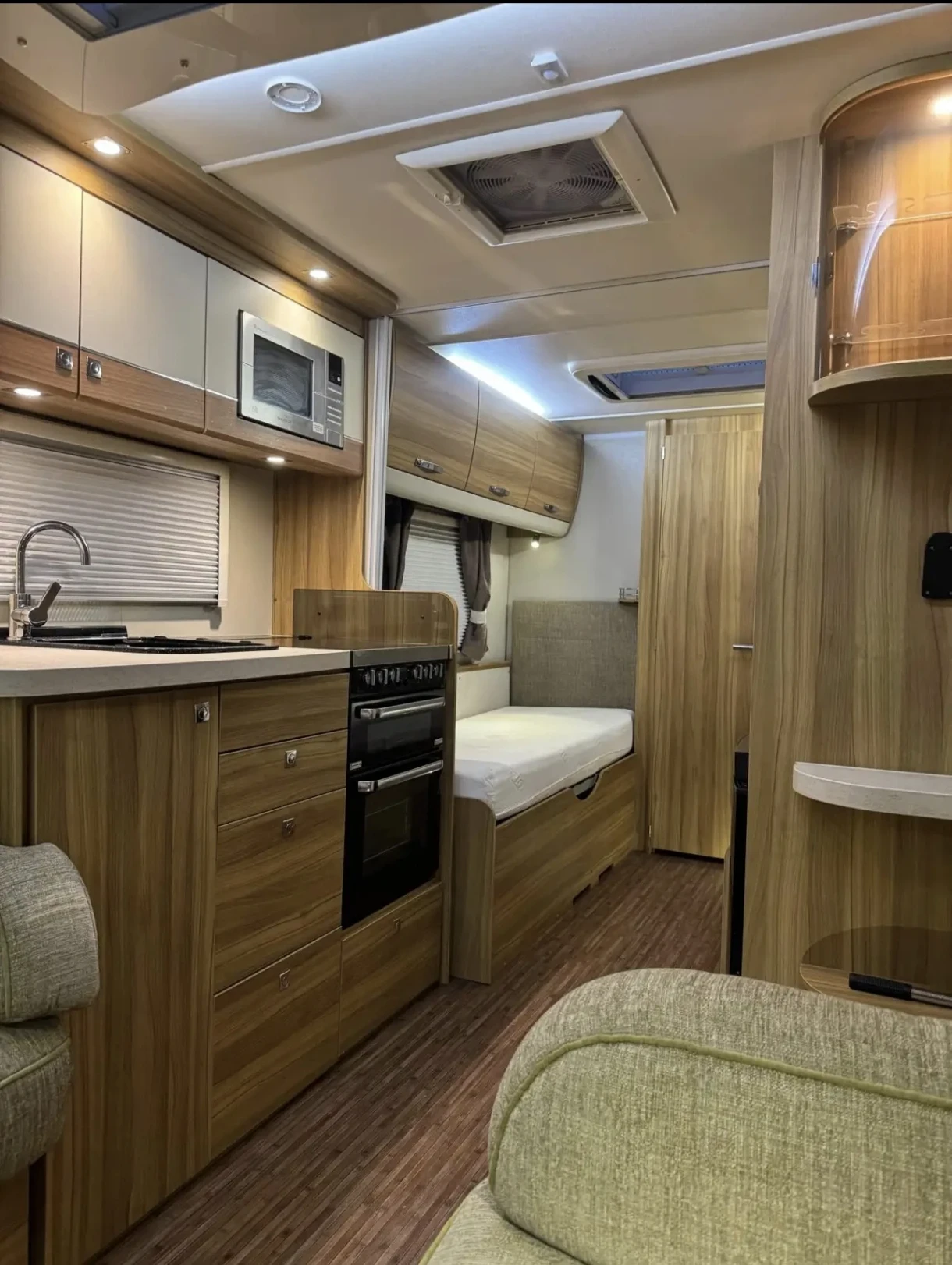 �������� Eldis Crusader ���� | Mobile.bg � ����������� 5