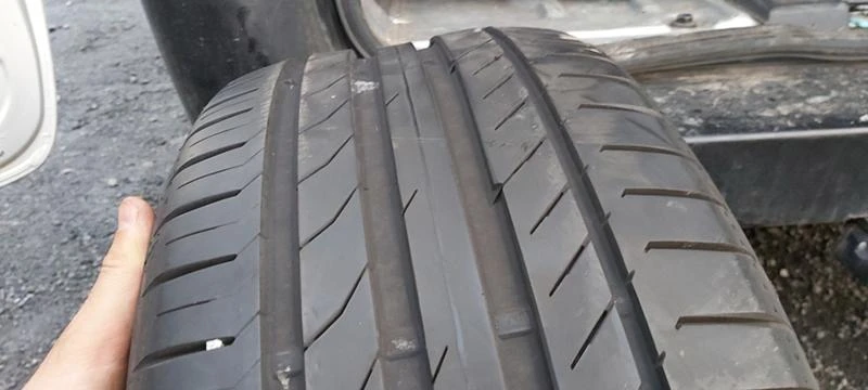 Гуми Летни 235/45R18, снимка 1 - Гуми и джанти - 31487832