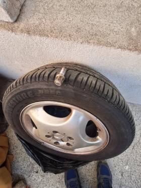 Гуми с джанти Bridgestone 185/60R15, снимка 4 - Гуми и джанти - 52840837