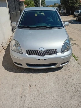 Toyota Yaris 1.3, снимка 1
