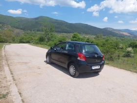 Обява за продажба на Toyota Yaris ~3 700 лв. - изображение 2