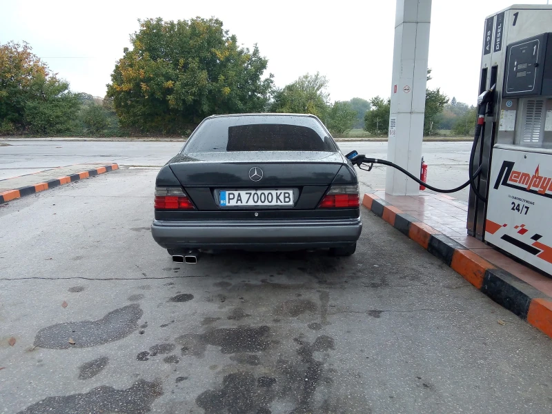 Mercedes-Benz 124 CE 124