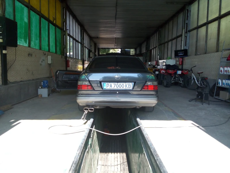 Mercedes-Benz 124 CE 124, снимка 14 - Автомобили и джипове - 52249245