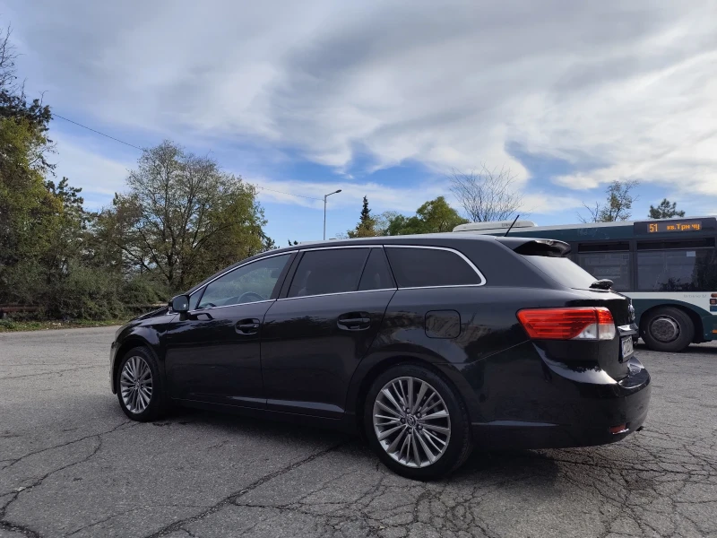 Toyota Avensis 2.0 vvti-152кс ГАЗ.ИНЖ., снимка 10 - Автомобили и джипове - 52394981