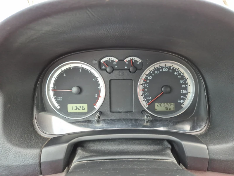 VW Golf 1.9TDI 90к.с., снимка 13 - Автомобили и джипове - 52769706