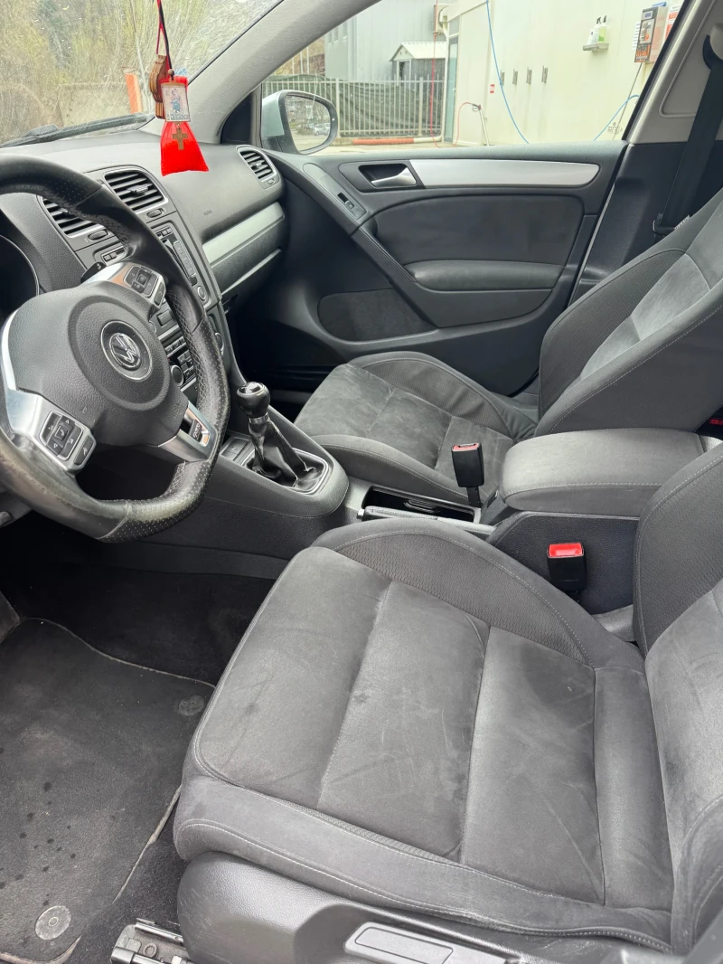 VW Golf, снимка 7 - Автомобили и джипове - 52807643