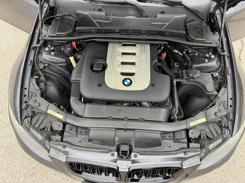 BMW 330 3.0 D Coupe, снимка 11 - Автомобили и джипове - 53296680