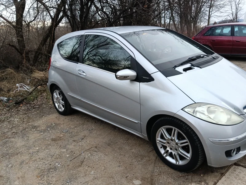 Mercedes-Benz A 180 2.0CDI, снимка 3 - Автомобили и джипове - 53323860
