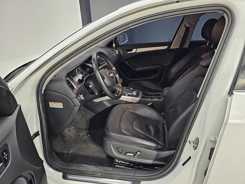 Audi A4 2.0 TFSI Quattro - САМО 30% АВАНС, снимка 7 - Автомобили и джипове - 56253856