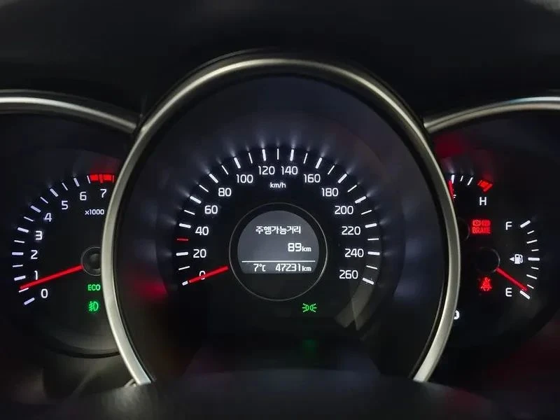 Kia K5, снимка 8 - Автомобили и джипове - 56690382