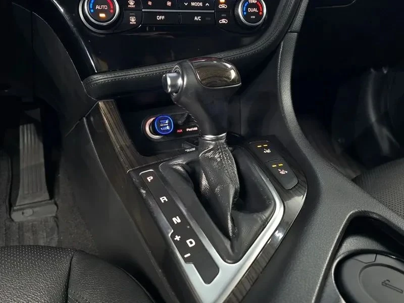 Kia K5, снимка 9 - Автомобили и джипове - 56690382