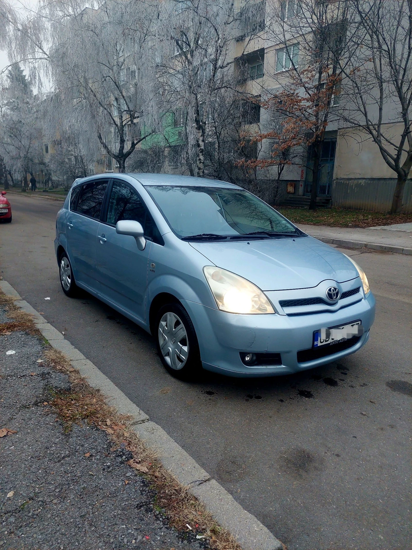 Toyota Corolla verso 1.8 VVTI, снимка 1