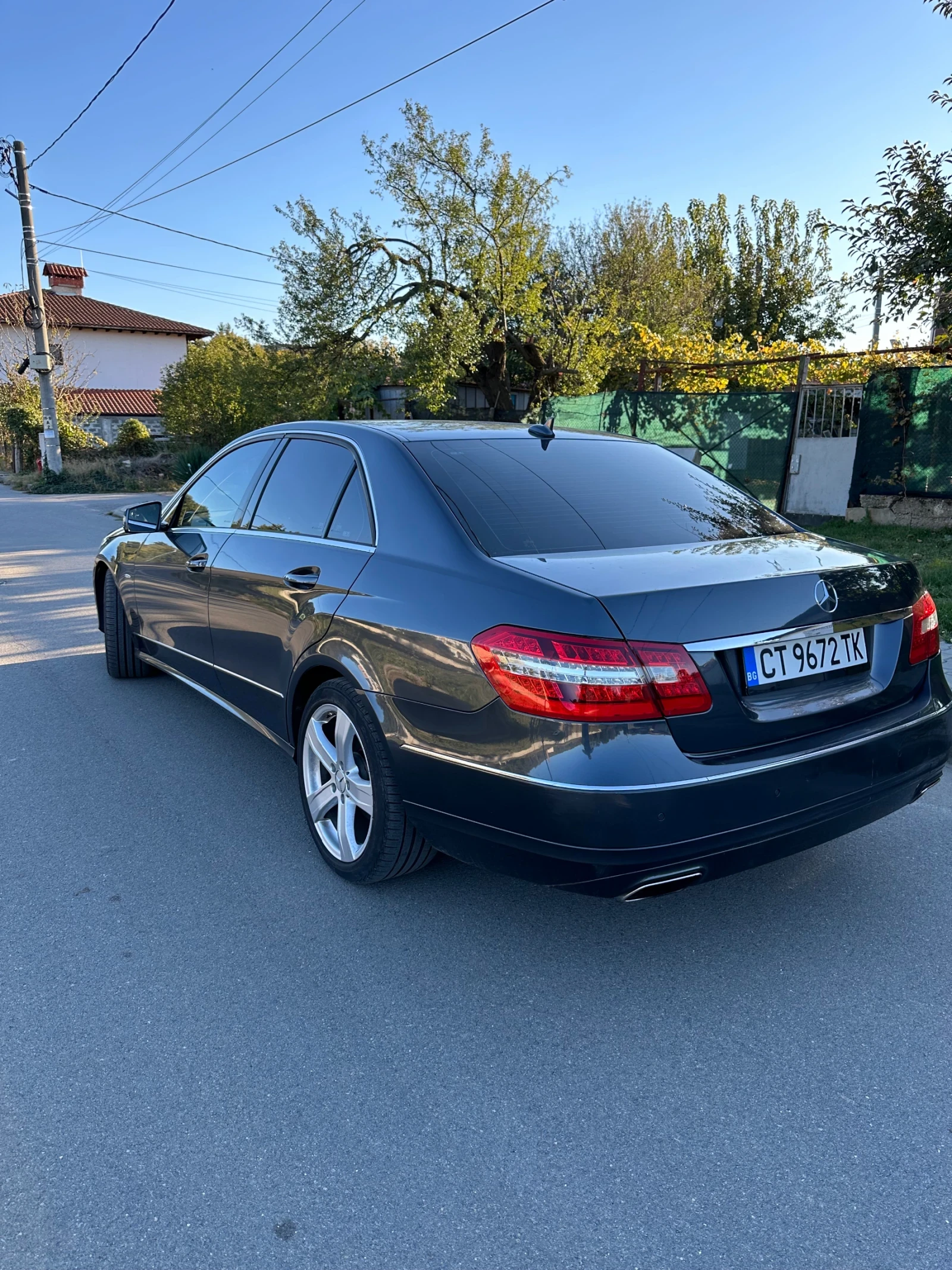 Mercedes-Benz E 350 CDI Blue Efficiency DISTRONIC PLUS - изображение 3